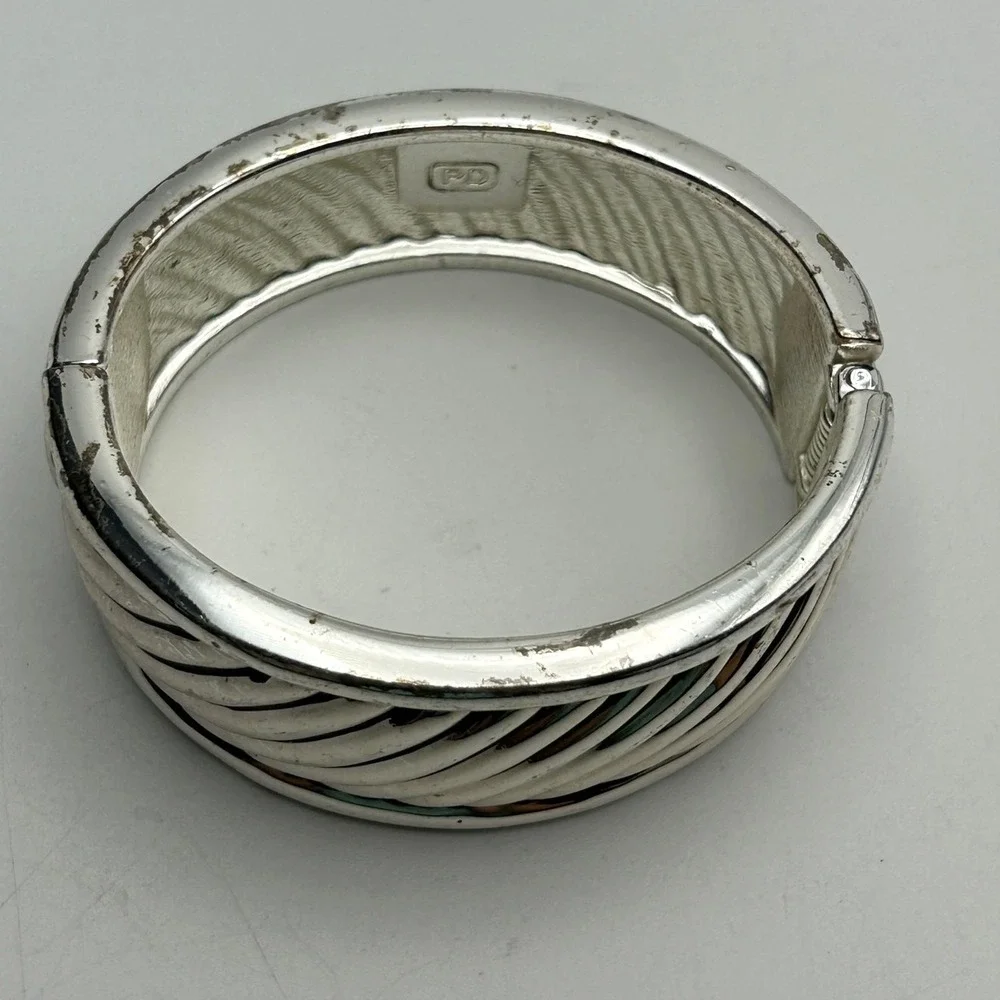 Vintage Premier Designs Chunky Hinged Clamper‎ Bracelet Silver Tone Signed PD